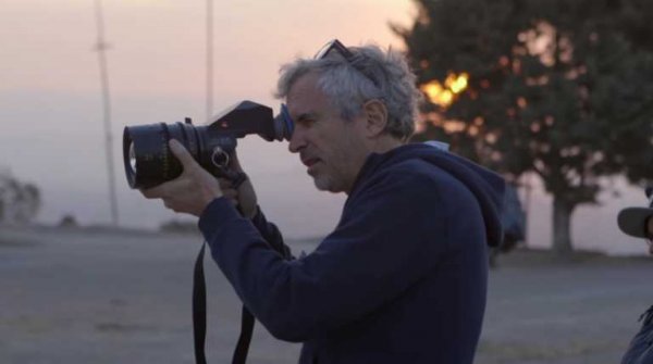 Cuar&oacute;n&rsquo;s Next Film Delayed to 2018, First Set Footage Released